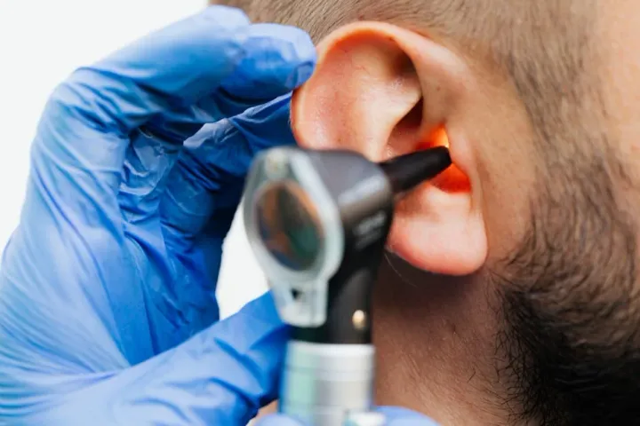 Hearing Loss in Your 40s: You Can't Reverse It, So Prevent It